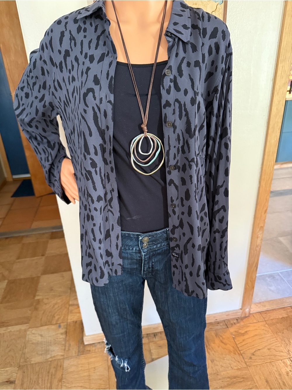 🐆 RAILS Slate Gray Leopard Print Button-Down Shirt | Silky | Size Medium